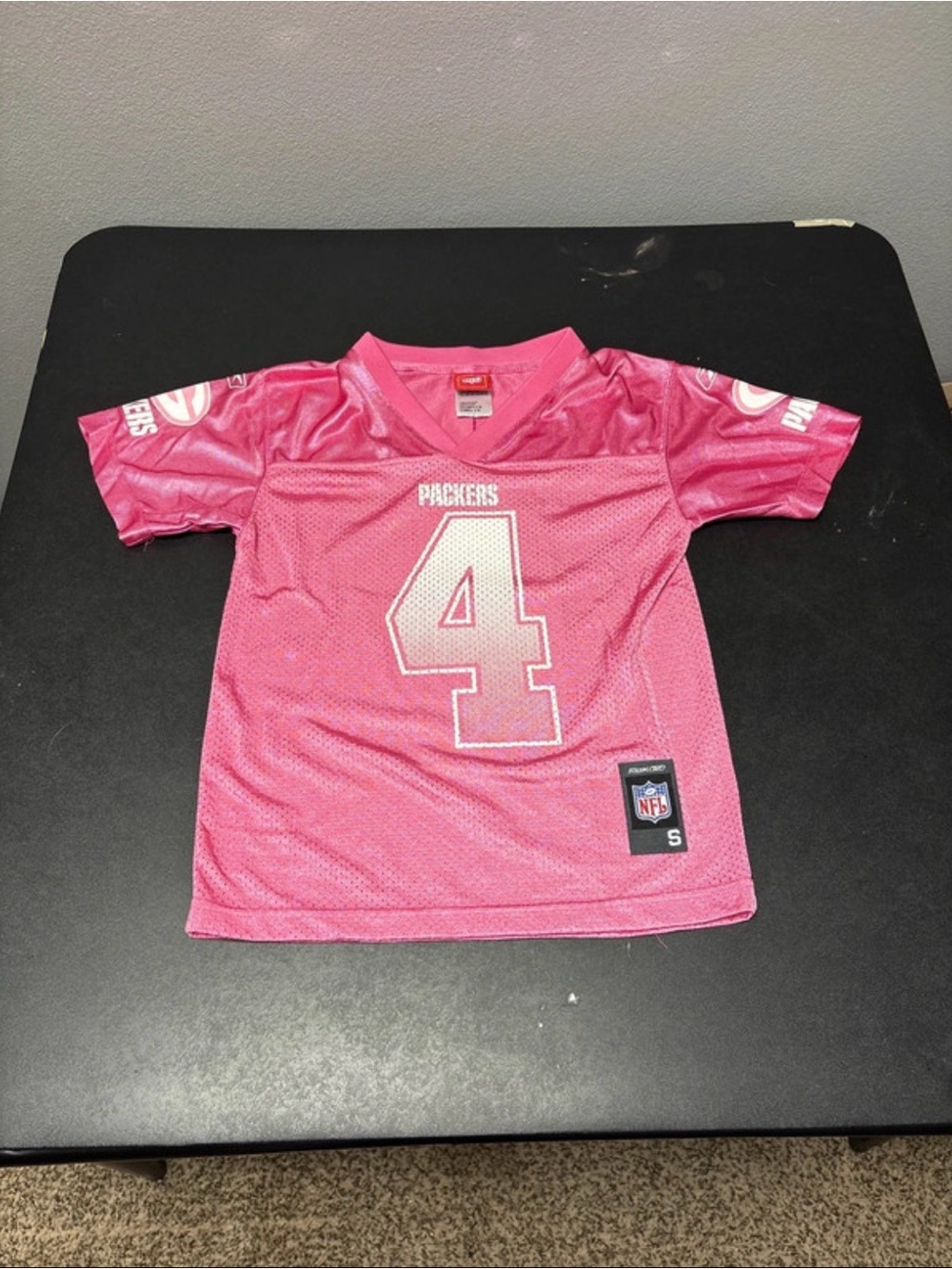 Reebok NFL YOUTH Pink Green Bay Packers Brett Favre Jersey, Size Small
